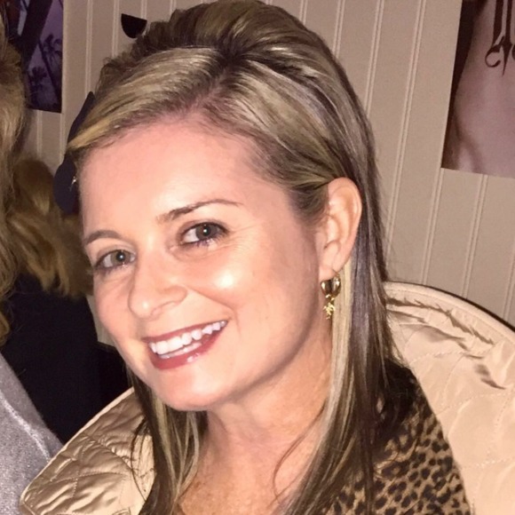 Meet your Posher, Candice - Picture 1 of 1